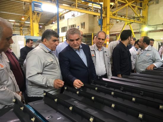بازديد مديرعامل سايپا از شركت هاي پلاسكوكار، لنت پارسيان پيشرو و سايپاشيشه