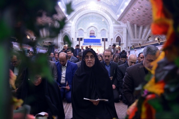 تجدید میثاق خانواده استاندارد با آرمان های امام(ره)