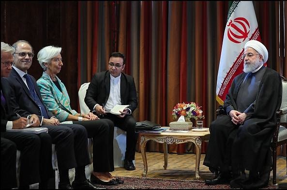رئیسجمهور روحانی: ایران علاقهمند به گسترش روابط خود با نهادهای پولی جهان بویژه صندوق بینالمللی پول است/ مسوولیت اصلی صندوق، حمایت از اعضایش در برابر تحریمهای بانکی و پولی است رئیسجمهور روحانی: ایران علاقهمند به گسترش روابط خود با نهادهای پولی جهان بویژه صندوق بینالمللی پول است/ مسوولیت اصلی صندوق، حمایت از اعضایش در برابر تحریمهای بانکی و پولی است