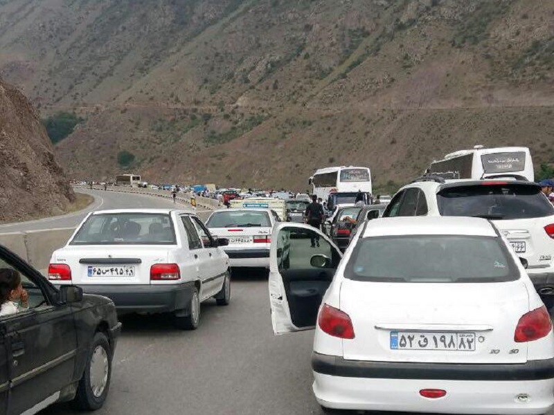 ترافیک تعطیلات هفته اول پاییز جاده های مازندران را قفل کرد