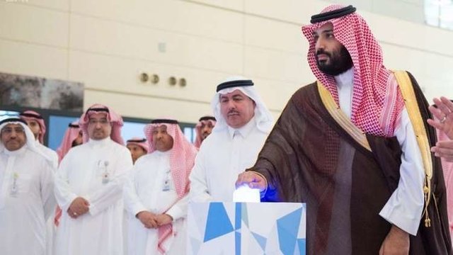 بن &zwnj;سلمان ۷ پروژه استراتژیک از جمله احداث اولین رآکتور هسته&zwnj;ای عربستان را افتتاح کرد