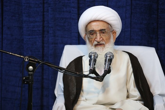 آیت الله حسین نوری همدانی: روزی صدها خاشقچی میمیرند آیت الله حسین نوری همدانی: روزی صدها خاشقچی میمیرند