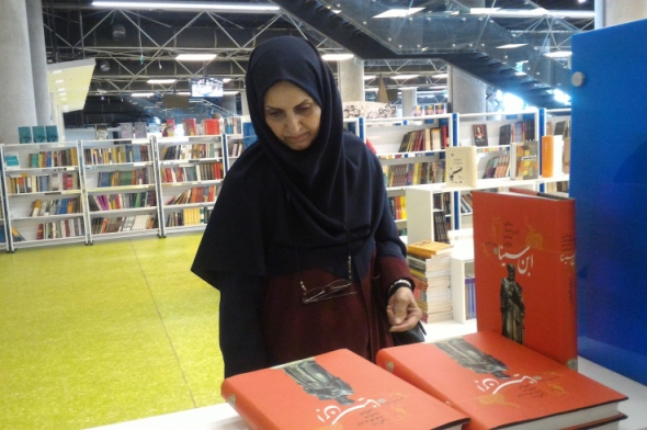 کتابگردی یک روزه رئیس سازمان ملی استاندارد +تصاویر