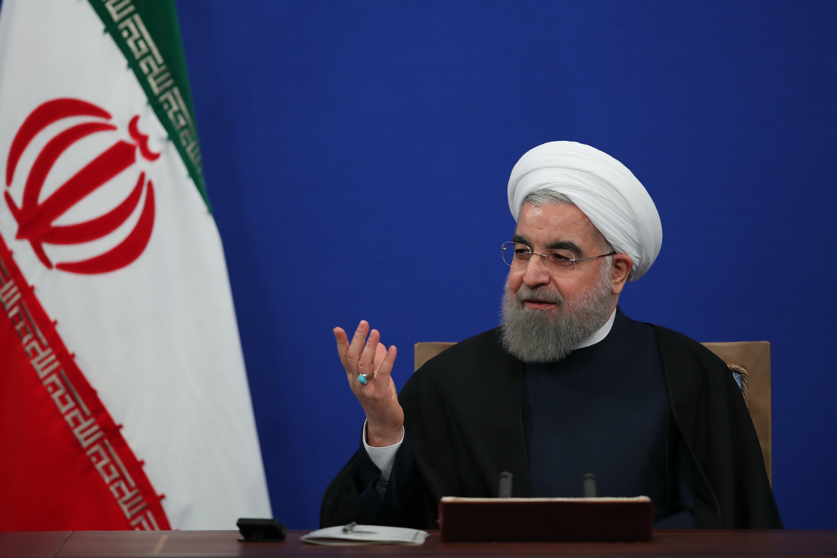 روحانی: تفکیک وزارتخانههای راه و شهرسازی و صمت در شرایط تحریم ضروری بود روحانی: تفکیک وزارتخانههای راه و شهرسازی و صمت در شرایط تحریم ضروری بود