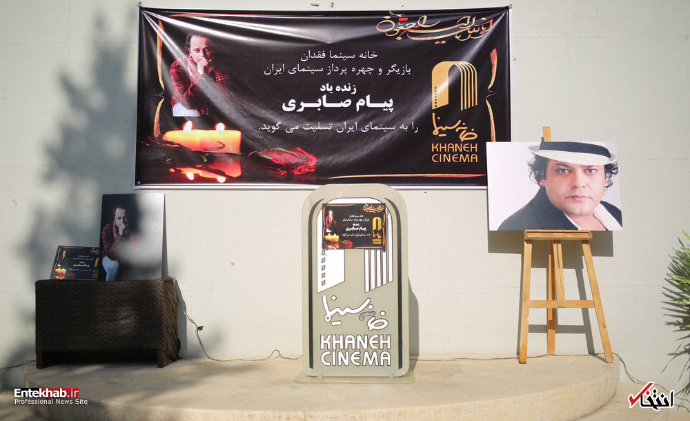 تصاویر روز : از حضور ظریف و همسرش در اکران یک فیلم تصاویر روز : از حضور ظریف و همسرش در اکران یک فیلم