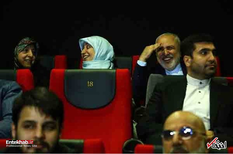 تصاویر روز : از حضور ظریف و همسرش در اکران یک فیلم تصاویر روز : از حضور ظریف و همسرش در اکران یک فیلم