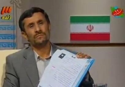 واکنش آشنا به دعوت احمدی نژاد از روحانی برای مناظره: یک بار به اسم مناظره، 19 دقیقه وقت سفارشی گرفتید؛ در همیشه بر یک پاشنه نمی&zwnj;چرخد
