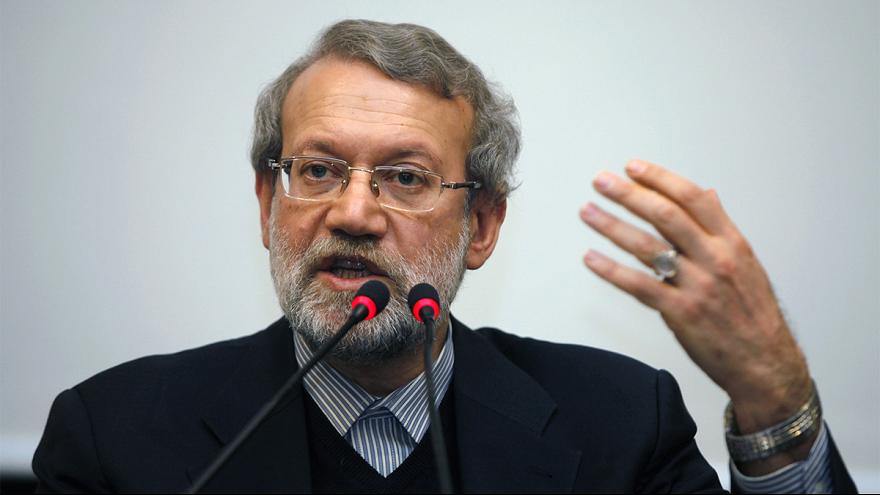 لاریجانی: چارهای غیر از حرکت به سمت تولید داخل نداریم لاریجانی: چارهای غیر از حرکت به سمت تولید داخل نداریم