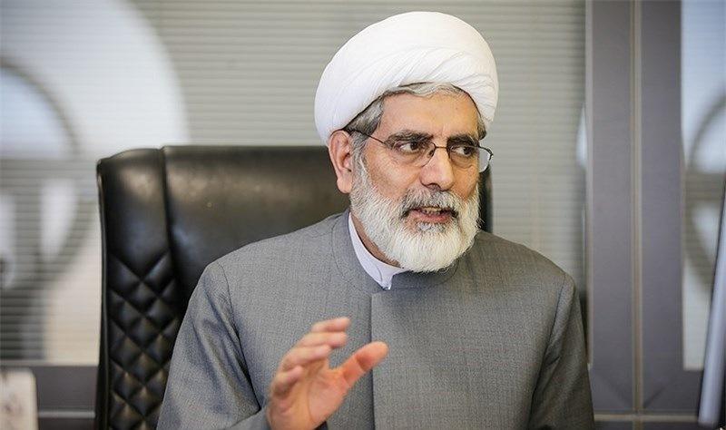 در انتخابات سال 92، پیش از ائتلاف، طبق نظرسنجی که کردیم، روحانی چهارم و عارف پنچم می شد / اگر ائتلاف نمی شد، قالیباف و جلیلی به دور دوم می رفتند / قالیباف 38 درصد رای داشت / بعید می دانم روحانی با سخنان واعظی هم نظر باشد / اینکه بگوییم با کسی ائتلاف نکردیم، حقیقت را عوض نمی کند