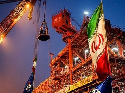 صادرات نفت ایران به سطح نزدیک به پیش از تحریمها بازگشت / افزایش ۶۰ درصدی صادرات، غافلگیرکننده بود / افزایش صادرات از محل ذخایر انبار شده ایران بود؛ 30 درصد از ذخایر نفت جزیره خارک برداشت شده / معافیت بزرگترین مشتریان ایران بار دیگر تمدید خواهد شد صادرات نفت ایران به سطح نزدیک به پیش از تحریمها بازگشت / افزایش ۶۰ درصدی صادرات، غافلگیرکننده بود / افزایش صادرات از محل ذخایر انبار شده ایران بود؛ 30 درصد از ذخایر نفت جزیره خارک برداشت شده / معافیت بزرگترین مشتریان ایران بار دیگر تمدید خواهد شد