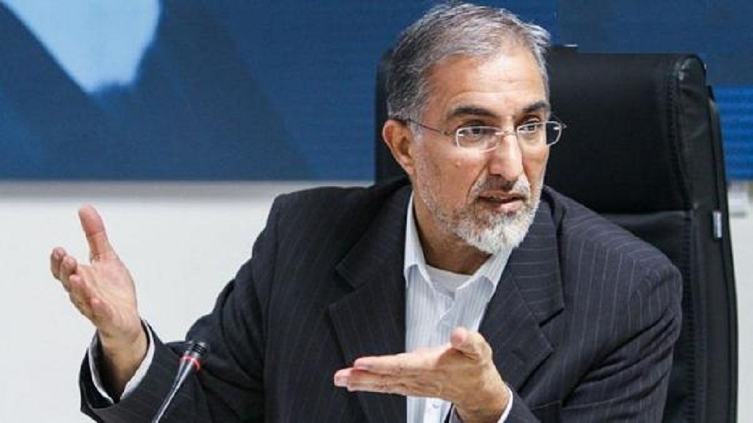 حسین راغفر همراه با بغض: شورش فقط تظاهرات خیابانی نیست؛ شورش، رشد صف ها مقابل سفارتخانه ها برای خروج از ایران است حسین راغفر همراه با بغض: شورش فقط تظاهرات خیابانی نیست؛ شورش، رشد صف ها مقابل سفارتخانه ها برای خروج از ایران است