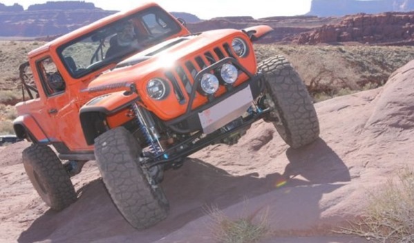 بررسی مدل مفهومی جیپ سنداستورم (Jeep Sandstorm Concept) بررسی مدل مفهومی جیپ سنداستورم (Jeep Sandstorm Concept)