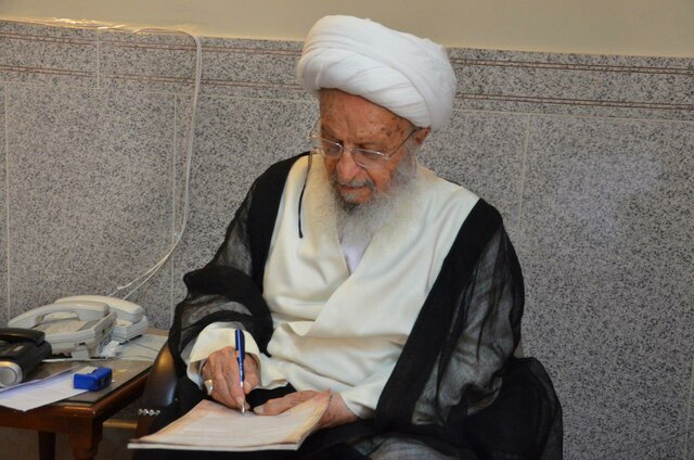 دفتر آیت&zwnj;الله مکارم شیرازی شایعه عجیب منتشر شده در فضای مجازی را رد کرد: انتساب یک شایعه به ایشان در مورد ملاقات معنوی با پیامبر اکرم (ص) را رد کرد