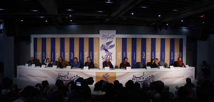 گزارش نشست خبری &laquo;روزبلوا&raquo; / بهروز شعیبی: کارن همایونفر بهترین موسیقی ممکن را برای این فیلم ساخت/ داریوش ارجمند: فیلم &laquo;روز بلوا&raquo; جسارت کارگردان را نشان می&zwnj;دهد/کارن همایونفر: موسیقی این فیلم زمان زیادی دارد و در فیلم حل می&zwnj;&zwnj;شود