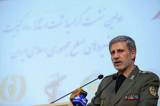 وزیر دفاع: موشکباران عینالاسد در بالاترین سطح استانداردها انجام شد وزیر دفاع: موشکباران عینالاسد در بالاترین سطح استانداردها انجام شد