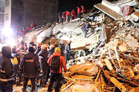 تصاویر : زلزله  ۶.۸ ریشتری در شرق ترکیه