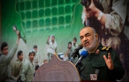فرمانده کل سپاه: دشمنان ما بیکار ننشستهاند فرمانده کل سپاه: دشمنان ما بیکار ننشستهاند