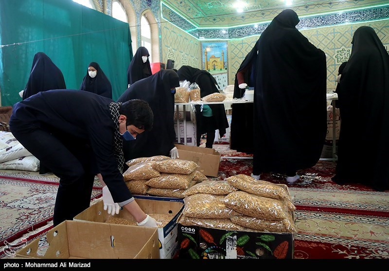 تصاویر: توزیع بسته های حمایتی بین آسیب&zwnj;دیدگان کرونا