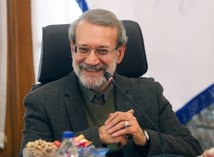 واکنش لاریجانی به احتمال کاندیداتوری در انتخابات ۱۴۰۰: با این مطلب، قصد جان ما را دارند؛ در این وادی نیستم