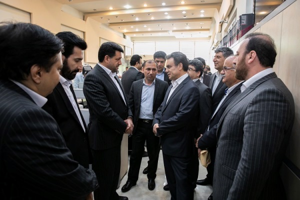 بازدید مدیرعامل بانک ملت از مناطق سیل زده استان گلستان