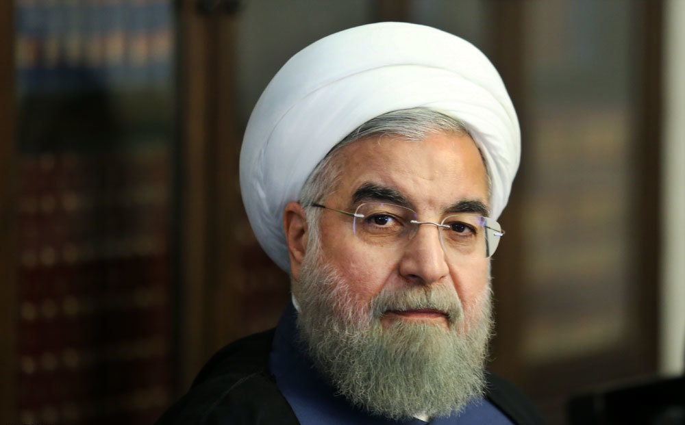 مقام ایرانی:  روحانی روز چهارشنبه کاهش جزئی و کلی برخی تعهدات ایران و آغاز بخشی از فعالیت&zwnj;های هسته&zwnj;ای  که پس از برجام متوقف شده بود را اعلام می کند /  فعلاً موضوع خروج از برجام مطرح نیست
