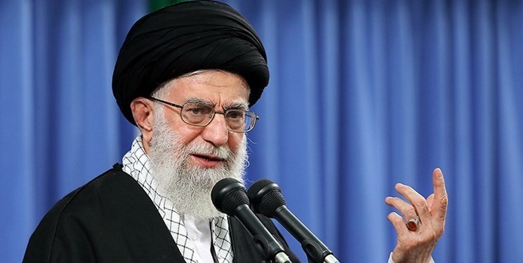 رهبر معظم انقلاب: دوره&zwnj;های خانگی قرآن باید احیا شود / قرآن بر سر آن رئیس جمهور و پادشاه عربده&zwnj;کش فلان کشور، داد می&zwnj;کشد