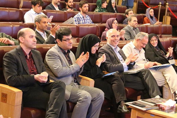رونمایی از نخستین کسب و کار نوآورانه مبتنی بر فناوری در صنعت نشر