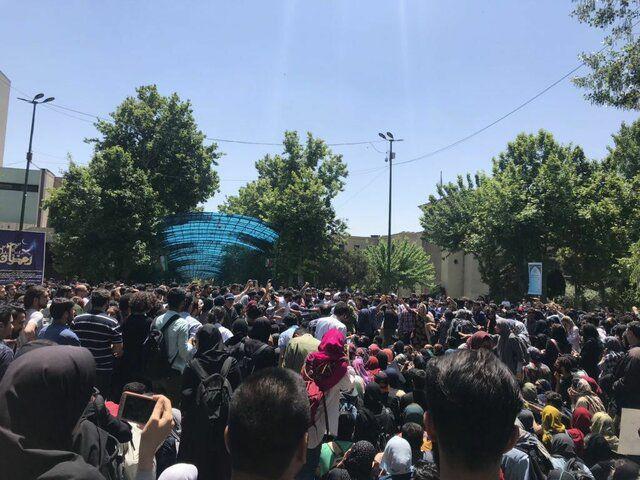 جزئیات تجمع امروز دانشگاه تهران از زبان معاون فرهنگی دانشگاه جزئیات تجمع امروز دانشگاه تهران از زبان معاون فرهنگی دانشگاه