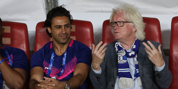 شفر: نیمه اول بیش از حد به الهلال احترام گذاشتیم/استقلال هنوز شانس دارد