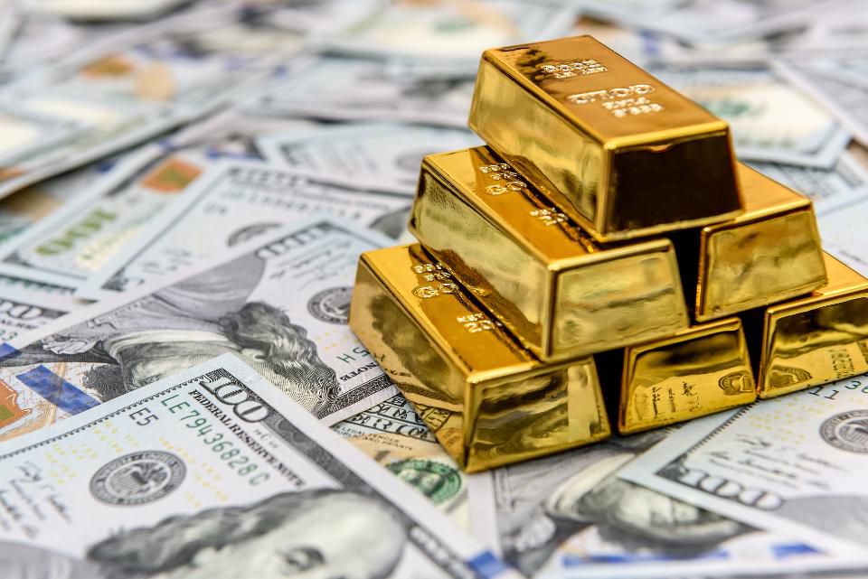 قیمت طلا، سکه و ارز در بازار امروز ۹۸/۰۲/۳۱/ قیمت دلار ۱۳ هزار و ۷۵۰ تومان شد