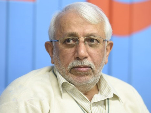آمریکایی&zwnj;ها دنبال مذاکره دوجانبه هستند؛ علاقه&zwnj;مند نیستند که میانجی بپذیرند / پومپئو با اظهارات امروزش می&zwnj;خواهد به اروپا، ژاپن و کشور&zwnj;های منطقه آرامش دهد / آمریکایی&zwnj;ها علاقه&zwnj;مندند که تنش خواهی و جنگ طلبی را متوجه ایران کنند / هنوز روشن نیست میانجی&zwnj;ها واقعا میانجی بوده&zwnj;اند یا حامل انتقال