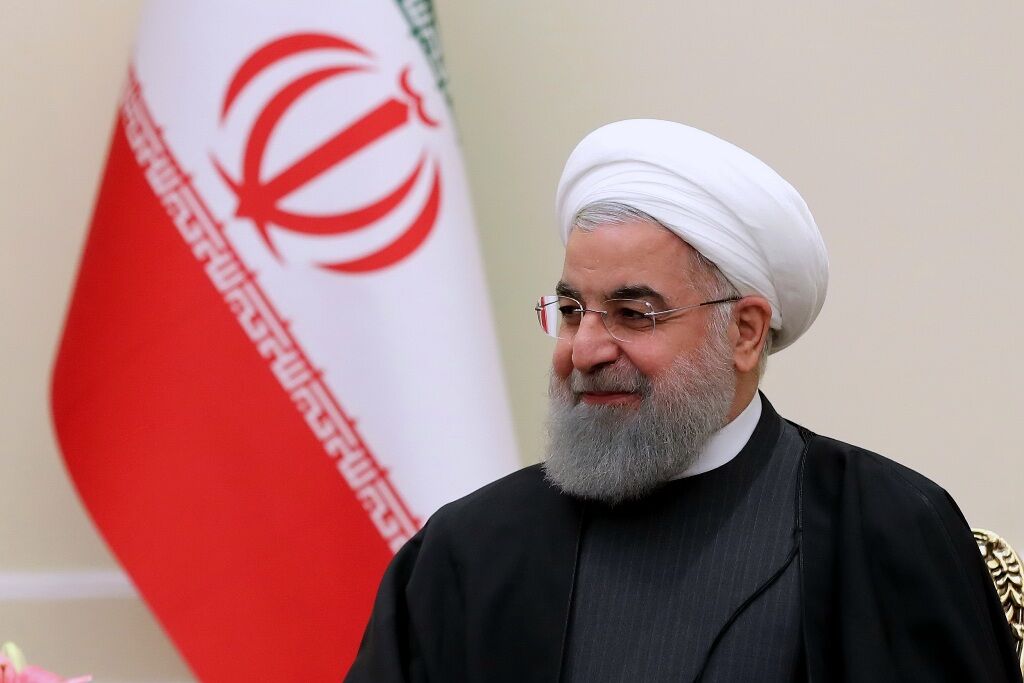 روحانی در پیامهای جداگانه ای به سران کشورهای اسلامی به مناسبت عید سعید فطر:  عید فطر، تجلی اتحاد، همبستگی و تحکیم پیوندهای اجتماعی میان مسلمانان است