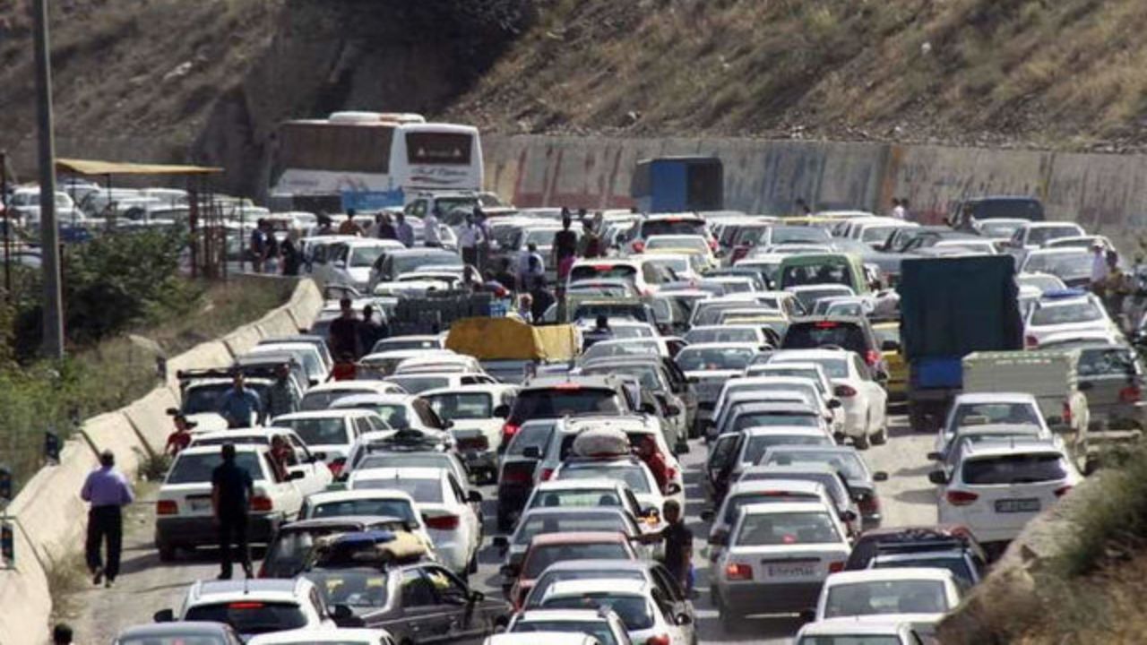 ترافیک جاده کرج - چالوس سنگین است
