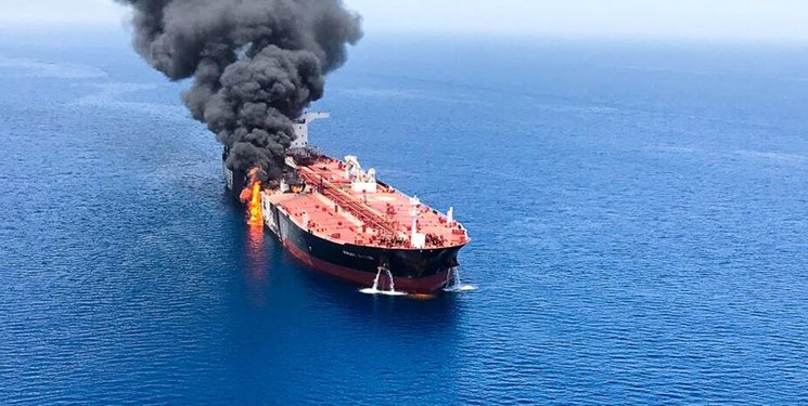 مقام اسرائیلی حادثه دریای عمان را به ایران نسبت داد: کشتی&zwnj;های ایرانی با اژدر این دو نفتکش را هدف قرار داده&zwnj;اند