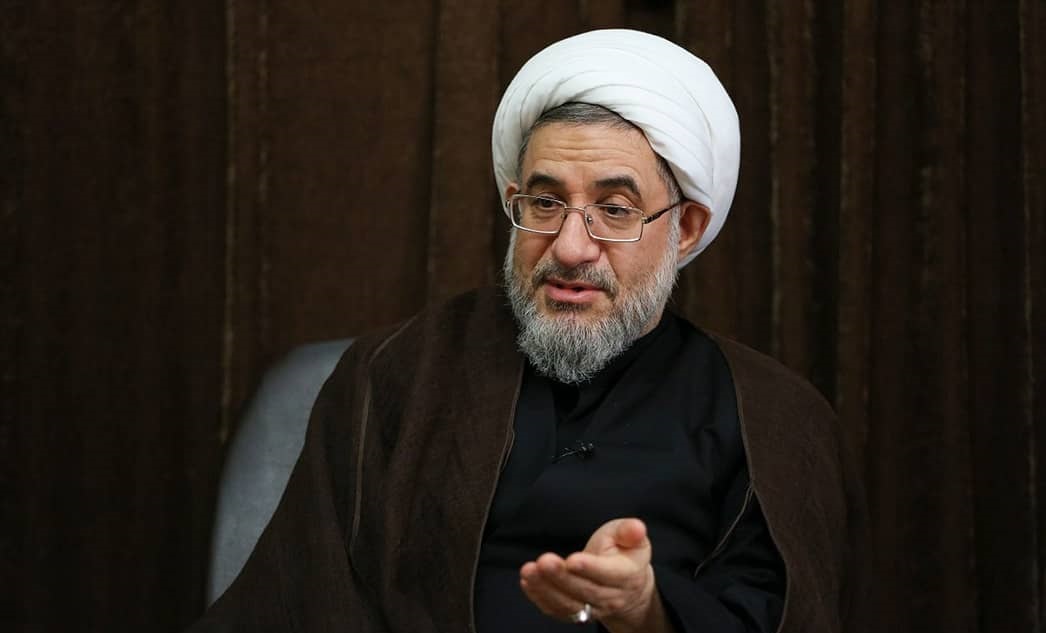 آیت&zwnj;الله اراکی: تدیّن &laquo;ظریف&raquo; از جنس تدیّن &laquo;بازرگان&raquo; است
