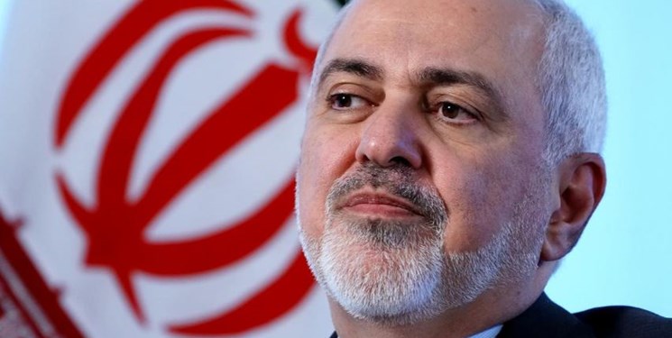 ظریف: تکه&zwnj;هایی از پهپاد آمریکا را از آب&zwnj;های سرزمینی خود بیرون آوردیم