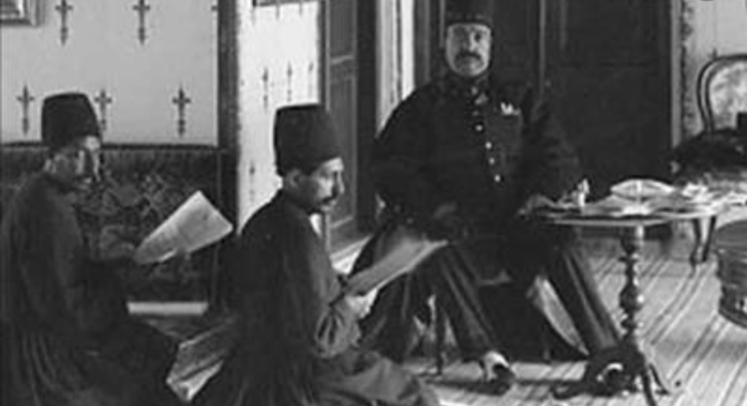 یادداشت های اعتمادالسلطنه در ۱۸ تیر ۱۲۷۳ خورشیدی: صدراعظم و نایب&zwnj;السلطنه زندگی شاه را در بیرونی و اندرونی مشوش کرده&zwnj;اند / انیس&zwnj;الدوله محترم اما ابله و دهاتی است