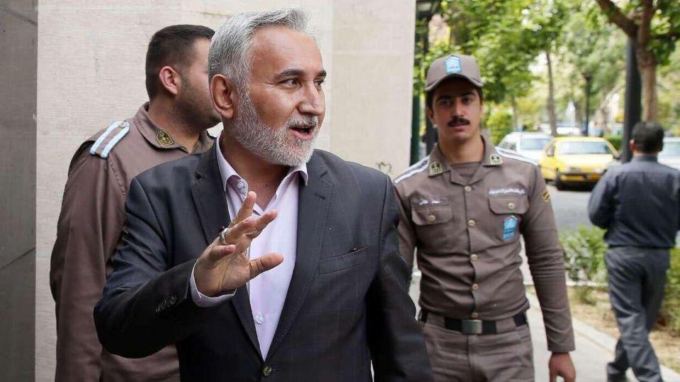 مخالفت عارف با جمع آوری امضا در اعتراض به نحوه رسیدگی با دادگاه محمدرضا خاتمی مخالفت عارف با جمع آوری امضا در اعتراض به نحوه رسیدگی با دادگاه محمدرضا خاتمی