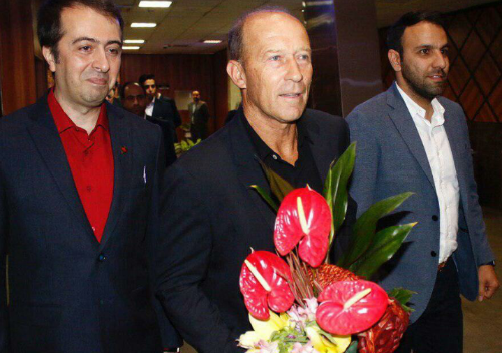 گزینه سرمربیگری پرسپولیس وارد تهران شد+عکس