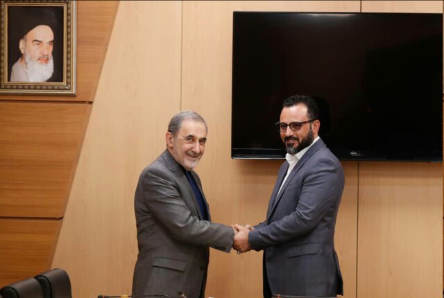 ولایتی: تا زمانی که ایران و عراق در کنار هم هستند، هیچ قدرتی توانایی ایستادگی در برابر آنها را ندارد