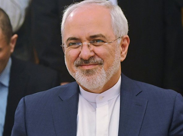 ظریف یکی از زیرکترین دیپلماتهای دنیاست / بدون حضور او، توافق هستهای امکانپذیر نبود / تحریم ظریف بیشتر شبیه یک ژست سیاسی است؛ این تحریم در عمل اهمیت چندانی ندارد / شرایط کنونی خاورمیانه با وضعیت اروپا پیش از شروع جنگ جهانی اول قابل مقایسه است؛ یک حادثه اتفاقی میتواند مخرب باشد ظریف یکی از زیرکترین دیپلماتهای دنیاست / بدون حضور او، توافق هستهای امکانپذیر نبود / تحریم ظریف بیشتر شبیه یک ژست سیاسی است؛ این تحریم در عمل اهمیت چندانی ندارد / شرایط کنونی خاورمیانه با وضعیت اروپا پیش از شروع جنگ جهانی اول قابل مقایسه است؛ یک حادثه اتفاقی میتواند مخرب باشد