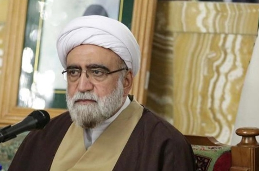 تولیت آستان قدس رضوی: من سیاسی نیستم؛ نگاه ما ملی است، تنها منافع کشور را در نظر می گیریم