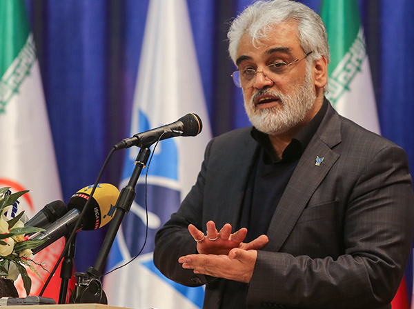 سلاخی «اخلاق اسلامی» در دانشگاه آزاد «اسلامی» / ادعای عجیب دانشگاه آزاد درباره جشن فارغ التحصیلی دانشگاه دولتی / آقای طهرانچی! همکاران شما این عکس را هم ندیده اند؟ سلاخی «اخلاق اسلامی» در دانشگاه آزاد «اسلامی» / ادعای عجیب دانشگاه آزاد درباره جشن فارغ التحصیلی دانشگاه دولتی / آقای طهرانچی! همکاران شما این عکس را هم ندیده اند؟
