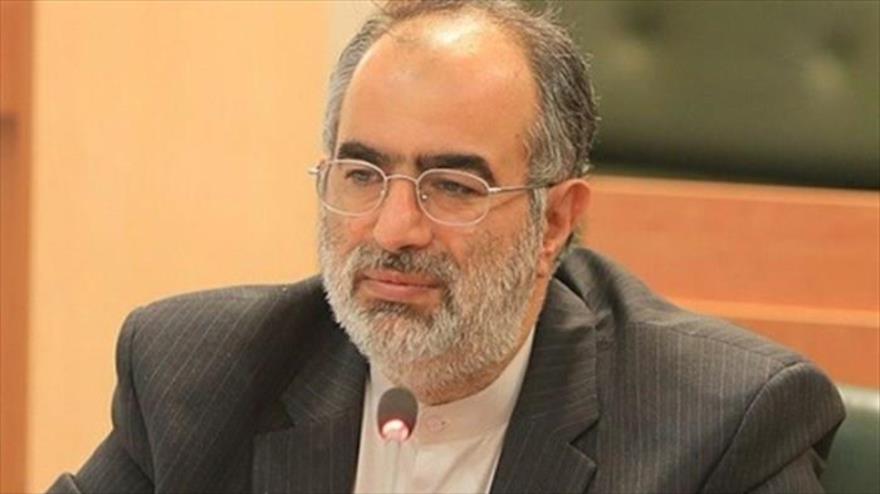 آشنا: اخراج بولتون نشانه&zwnj;ای قاطع از شکست راهبرد فشار حداکثری آمریکا است