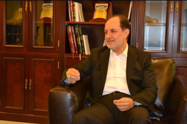 رئیس دفتر آیت الله سیستانی در لبنان: عادل عبدالمهدی نامزد مرجعیت نبود با این حال نسبت به وی اعتراض نکرد / مرجعیت منتظر اجرای قانون حشد شعبی و اجرای فرمان نخست وزیر است / آیت الله سیستانی هر آن چه روی می دهد را با دقت کامل پیگیری می کند رئیس دفتر آیت الله سیستانی در لبنان: عادل عبدالمهدی نامزد مرجعیت نبود با این حال نسبت به وی اعتراض نکرد / مرجعیت منتظر اجرای قانون حشد شعبی و اجرای فرمان نخست وزیر است / آیت الله سیستانی هر آن چه روی می دهد را با دقت کامل پیگیری می کند