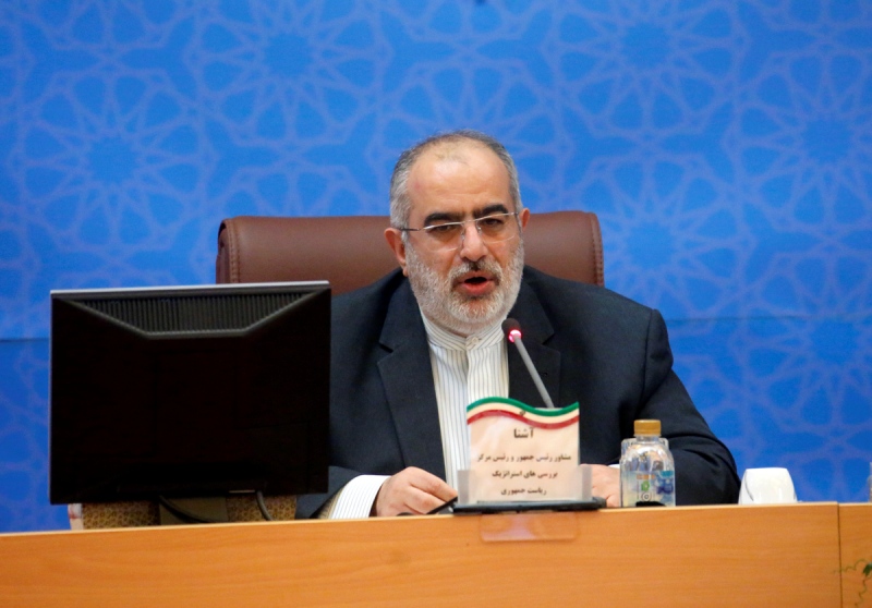 واکنش آشنا به ادعای فشار دولت برای توقف &laquo;دورهمی&raquo;: دولت مانعی برای پخش هیچ برنامه&zwnj;ای ایجاد نمی&zwnj;کند