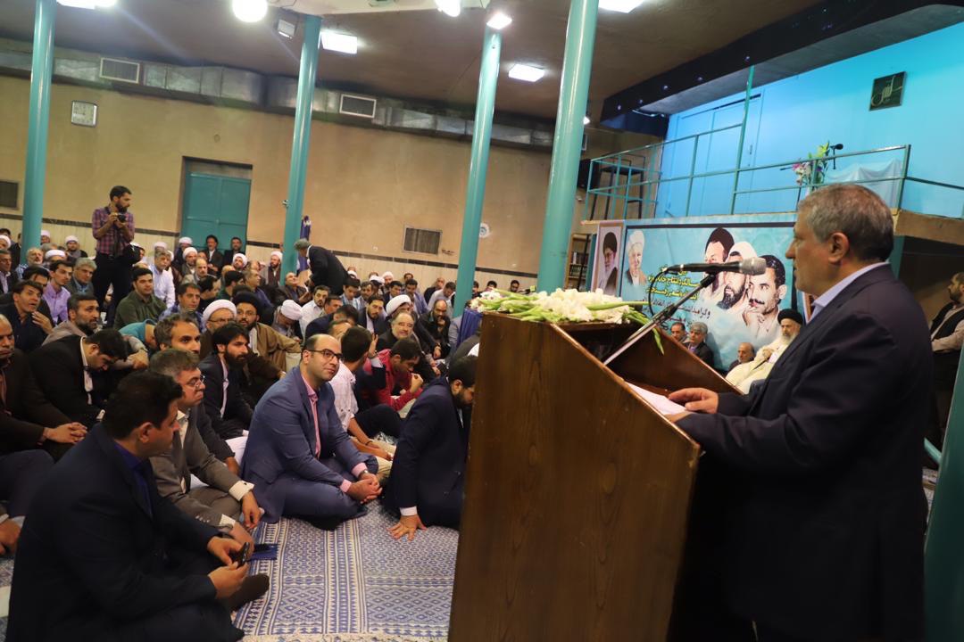 كنايه محسن هاشمی به جدال لفظی آيت الله يزدی و آملی لاريجانی:امروز جای مسئولاني كه آبروی خود را فدای انقلاب و مردم كردند، خاليست / آیت الله هاشمی با وجود آنکه در معرض و دریافت کننده اطلاعات و اسرار تخریب کنندگان بود، هیچگاه در تقابل از این اطلاعات استفاده نکرد كنايه محسن هاشمی به جدال لفظی آيت الله يزدی و آملی لاريجانی:امروز جای مسئولاني كه آبروی خود را فدای انقلاب و مردم كردند، خاليست / آیت الله هاشمی با وجود آنکه در معرض و دریافت کننده اطلاعات و اسرار تخریب کنندگان بود، هیچگاه در تقابل از این اطلاعات استفاده نکرد