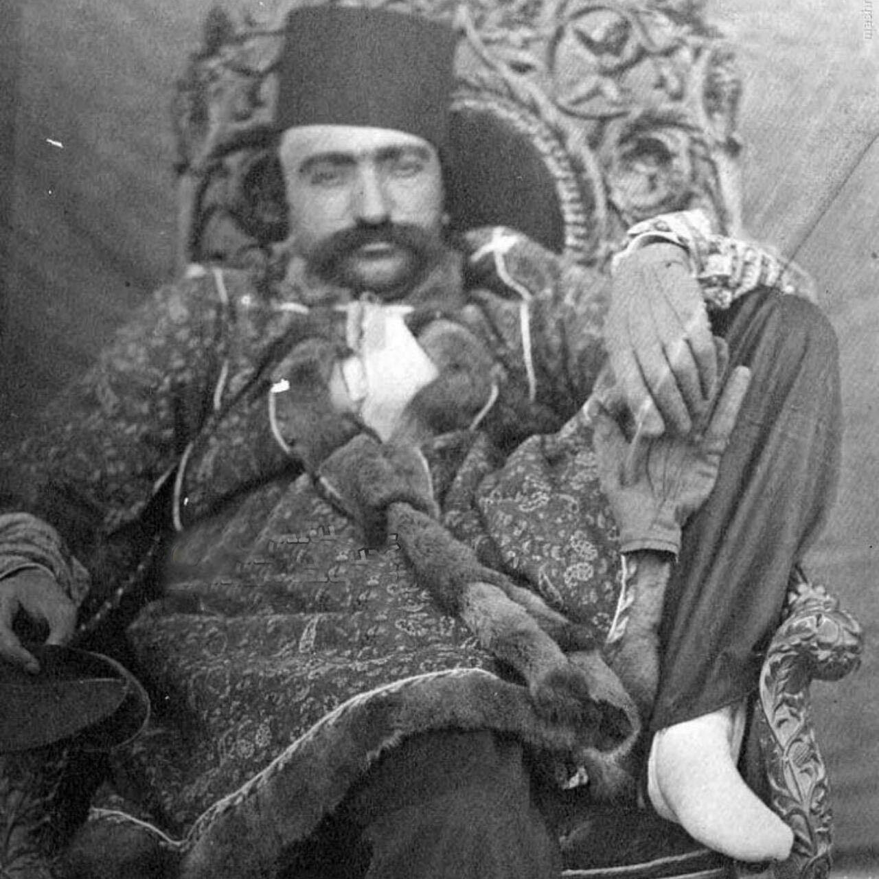 سید میرزا در ولیعهدی شاه زیاده از حد طرف میل بلکه عشق شاه بود!