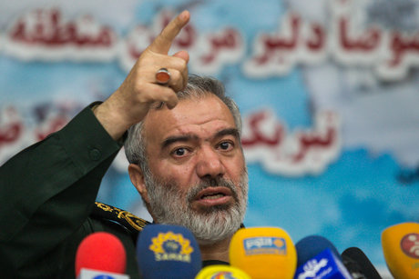 سردار فدوی: برنده&zwnj;ی دعوای حق و باطل هستیم / امروز همه مستکبرین عالم در یک اتحاد علیه ما جمع شدند / امروز بیش از ۳۰ سال از پایان جنگ می&zwnj;گذرد اما کسی جرأت نکرده یک تیر به سمت ما بیاندازد