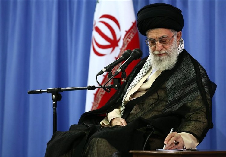 رهبر معظم انقلاب سیاستهای کلی نظام قانونگذاری را ابلاغ کردند رهبر معظم انقلاب سیاستهای کلی نظام قانونگذاری را ابلاغ کردند